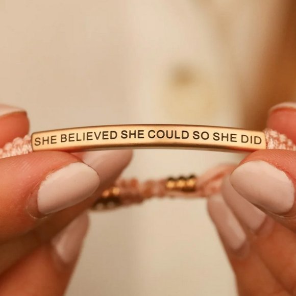 New Inspiration Co. She Believed She Could Pink Rope Bracelet Size Medium 21 cm. - Picture 2 of 3